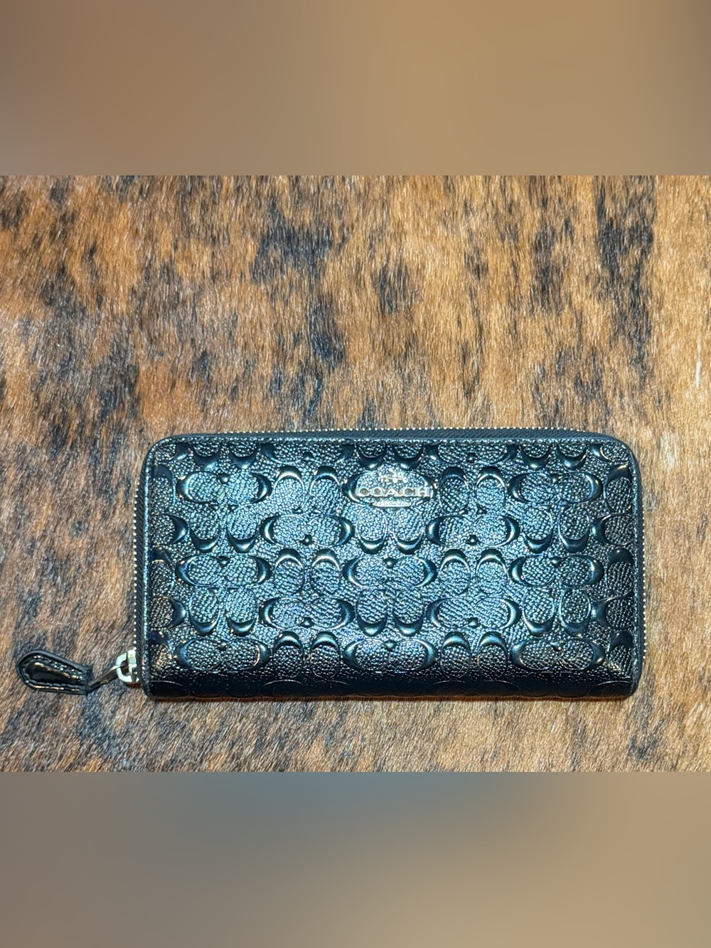 COACH - F54805 Black Patent Leather Long Wallet, Black Zipper Shiny Authentic